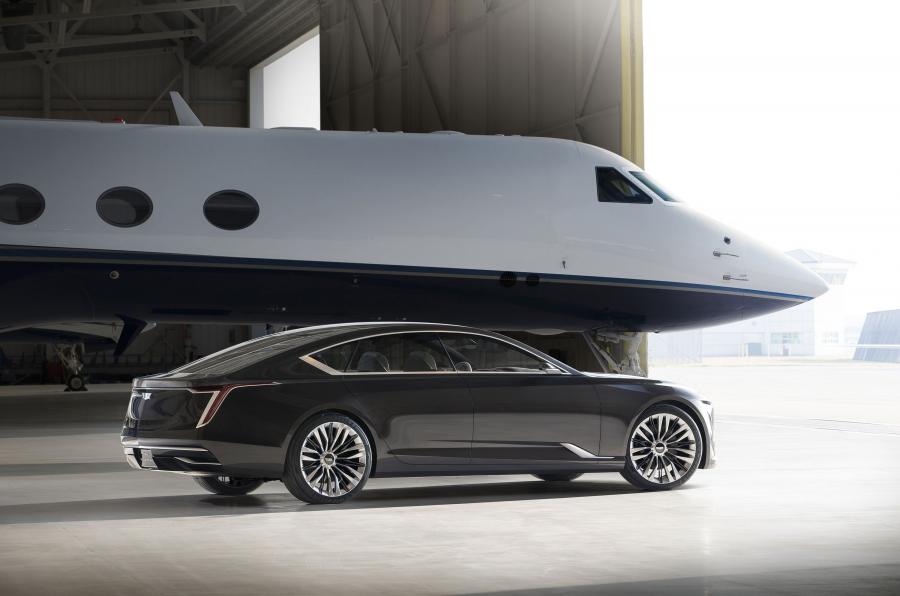  Cadillac Escala Concept 2016 года  (фото 16 из 38)